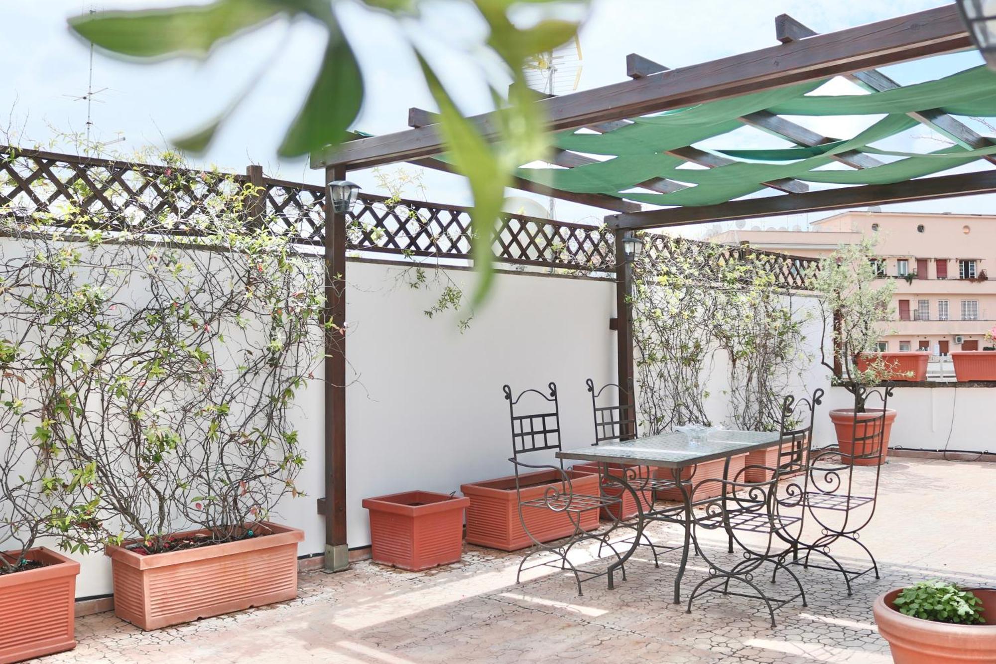 Appartamento Penthouse In Centro A Roma