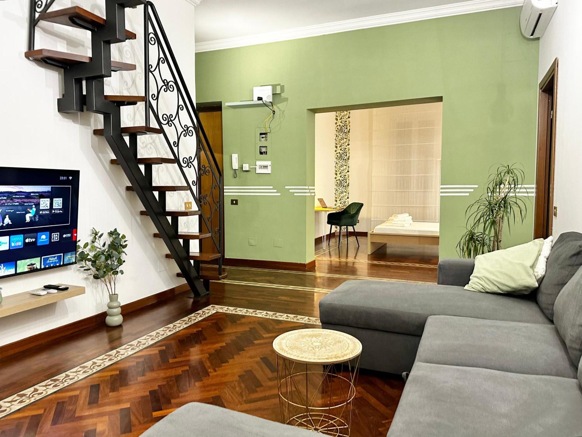 Appartamento Penthouse In Centro A Roma